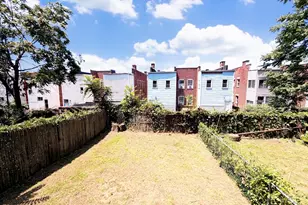 347 Dover St, Bridgeport, CT 06610 - Photo 37