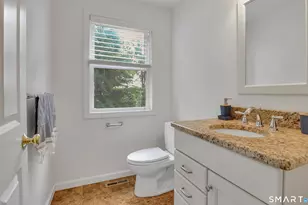 25 Gale Rd, Bloomfield, CT 06002 - Photo 15
