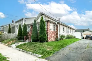 65 Fleet St, Bridgeport, CT 06606 - Photo 3