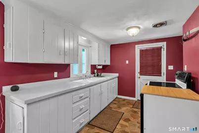 18 Laurel Lane, Windham, CT 06280 - Photo 5