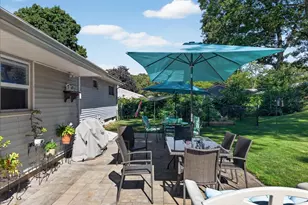 12 Bern Ct, Groton, CT 06355 - Photo 9