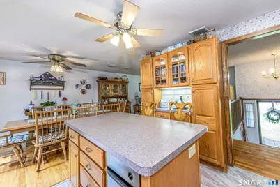 41 Rainbow Court, Hamden, CT 06514 - Photo 15