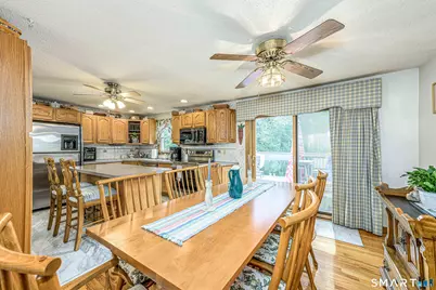 41 Rainbow Court, Hamden, CT 06514 - Photo 17