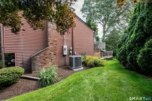 41 Rainbow Ct, Hamden, CT 06514 - Photo 7
