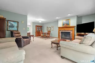 7 Shadowwood Cir, Monroe, CT 06468 - Photo 5