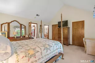 7 Shadowwood Cir, Monroe, CT 06468 - Photo 17