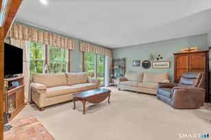 7 Shadowwood Cir, Monroe, CT 06468 - Photo 3