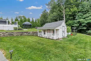 32 Nuthatch Hill Rd, Trumbull, CT 06611 - Photo 19