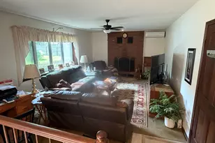 11 Weatherside Dr, Wallingford, CT 06492 - Photo 17
