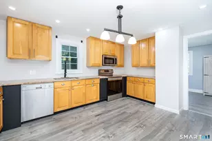 26 Kilmartin Ave, Bristol, CT 06010 - Photo 13