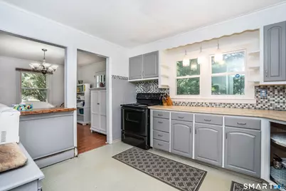 104 Hilldale Road, West Hartford, CT 06117 - Photo 15