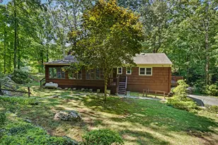 70 Arrow Head Dr, Stamford, CT 06903 - Photo 23