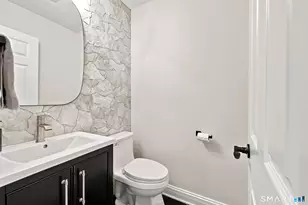 455 Hope St, Stamford, CT 06906 - Photo 7