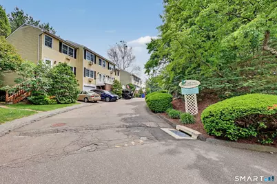 12 Camelot Drive #F1, Norwalk, CT 06850 - Photo 1