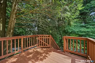 12 Camelot Dr, Norwalk, CT 06850 - Photo 33