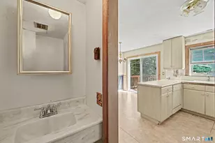 12 Camelot Dr, Norwalk, CT 06850 - Photo 13