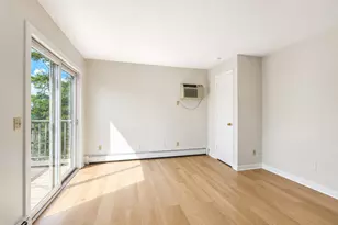 124 Lawn Ave, Stamford, CT 06902 - Photo 3