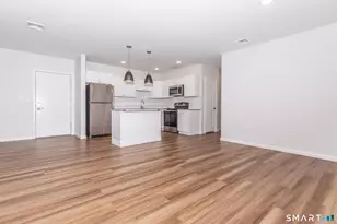 10 Berkshire Rd, West Hartford, CT 06110 - Photo 3