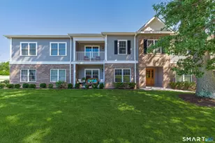 10 Berkshire Rd, West Hartford, CT 06110 - Photo 5