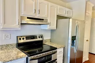1 Valley Rd, Stamford, CT 06902 - Photo 7