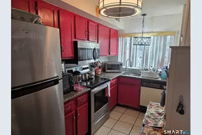 40 Crest Street #14, West Haven, CT 06516 - Photo 7