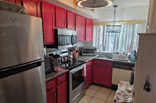 40 Crest St, West Haven, CT 06516 - Photo 7