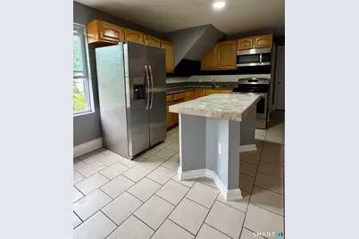 14 Kenyon Street #3rd Floor, Waterbury, CT 06702 - Photo 11