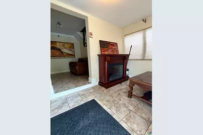 14 Kenyon Street #3rd Floor, Waterbury, CT 06702 - Photo 3