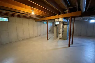 125 South End Rd, East Haven, CT 06512 - Photo 25
