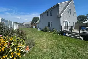 125 South End Rd, East Haven, CT 06512 - Photo 23