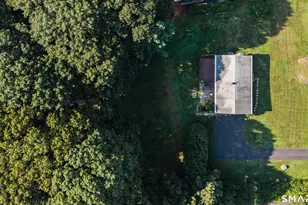 121 Longfellow Rd, Shelton, CT 06484 - Photo 35