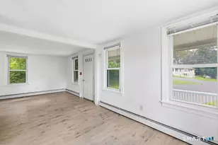 16 Colt St, New Britain, CT 06052 - Photo 7