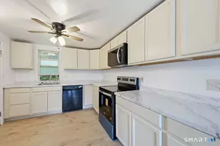 16 Colt St, New Britain, CT 06052 - Photo 3