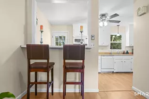 56 Elm St, Enfield, CT 06082 - Photo 5