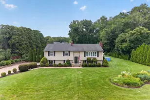 23 Applewood Dr, Shelton, CT 06484 - Photo 1