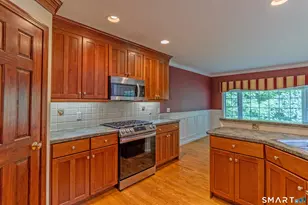 26 Laurel Ridge, East Hampton, CT 06424 - Photo 5