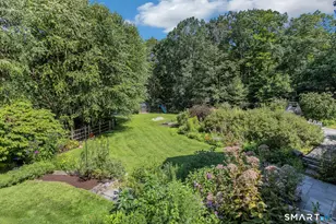 27 Walnut Ln, Weston, CT 06883 - Photo 39
