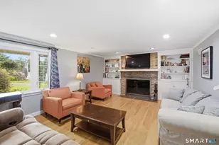 8 Fairwood Farms Dr, West Hartford, CT 06107 - Photo 7