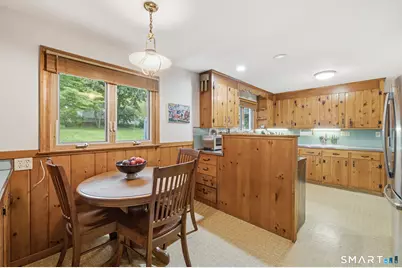 8 Fairwood Farms Drive, West Hartford, CT 06107 - Photo 17