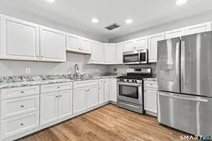 22 North Lake Dr, Hamden, CT 06517 - Photo 3