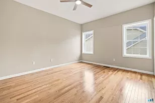 8 S Pond Rd, Bloomfield, CT 06002 - Photo 19