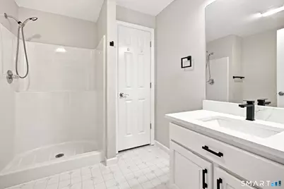 8 South Pond Road #8, Bloomfield, CT 06002 - Photo 31