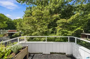 22 North Lake Dr, Hamden, CT 06517 - Photo 11