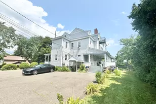 198 Ocean Dr E, Stamford, CT 06902 - Photo 5
