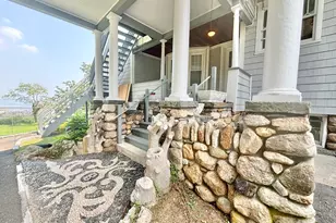 198 Ocean Dr E, Stamford, CT 06902 - Photo 9