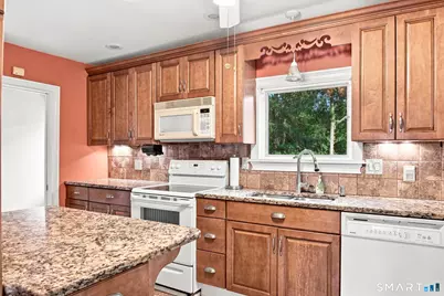 41 Ashland Street, Windham, CT 06226 - Photo 17