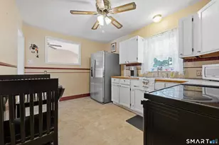 150 Clough Rd, Waterbury, CT 06708 - Photo 9