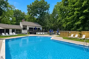 127 Farmington Chase Crescent, Farmington, CT 06032 - Photo 19