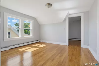 869 Central Avenue, Bridgeport, CT 06607 - Photo 31