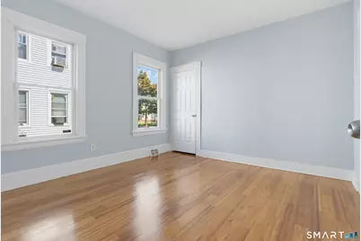 869 Central Avenue, Bridgeport, CT 06607 - Photo 11